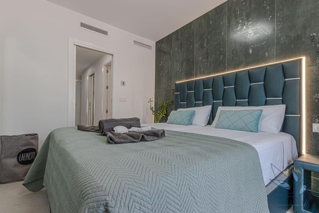 Puerto Marina Luxury 2Bdr Apartment With Sea View Benalmádena Zewnętrze zdjęcie